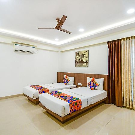 Fabhotel Kzar Select - 2Km From Park Street Kolkata Bagian luar foto