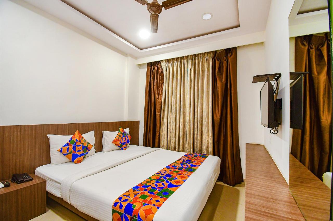 Fabhotel Kzar Select - 2Km From Park Street Kolkata Bagian luar foto